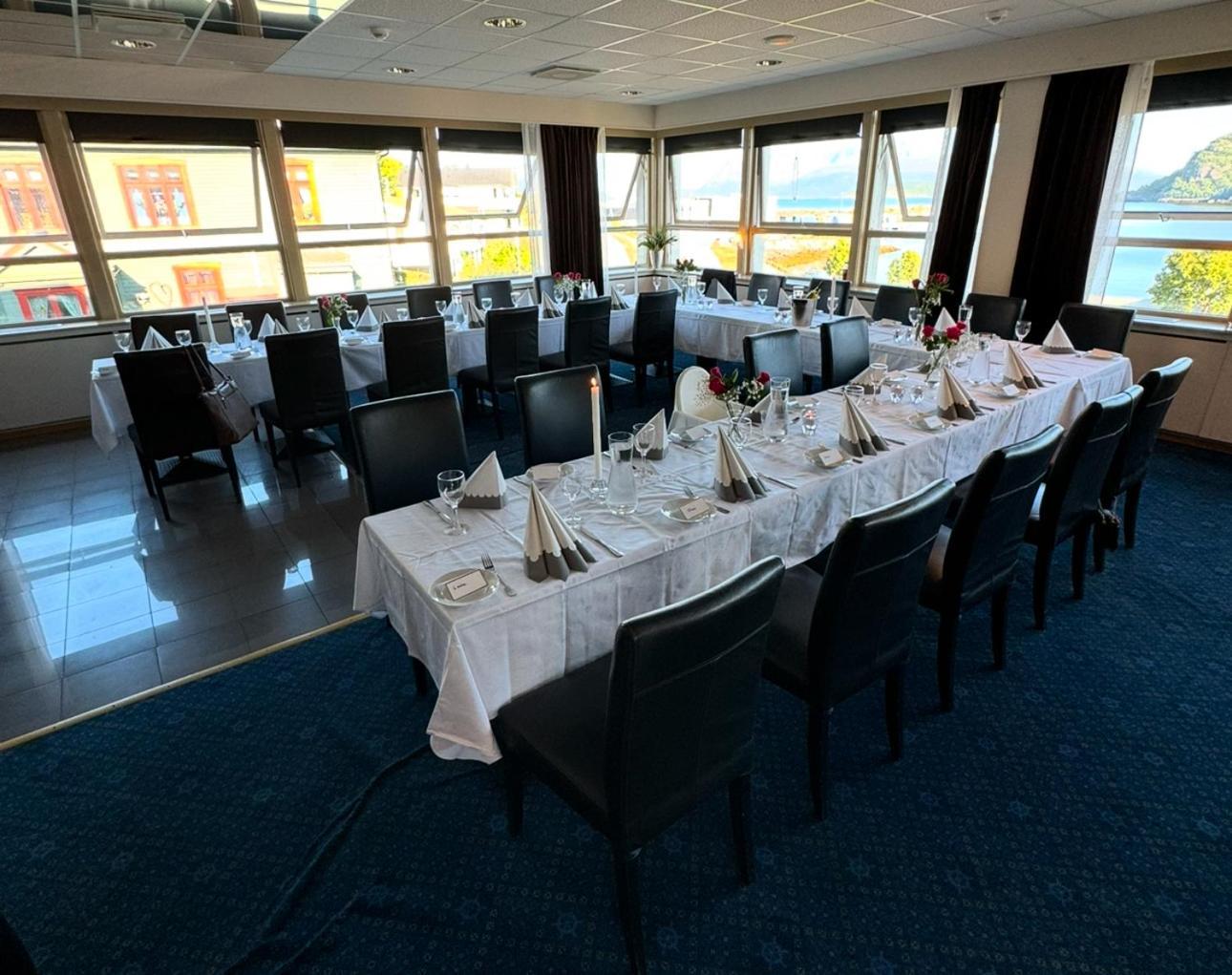 Hotell Maritim Skjervøy Kültér fotó